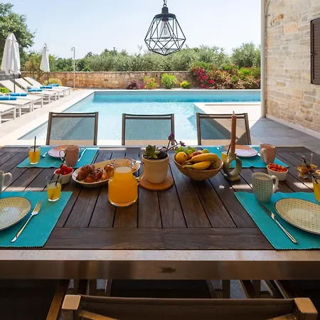 Villa Rova By Kompas