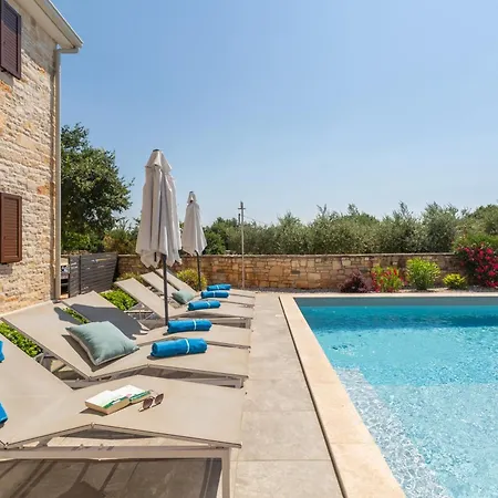 Rova By Kompas * Vošteni