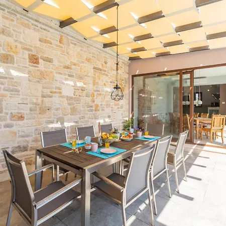 Rova By Kompas * Vošteni