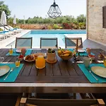 Villa Rova By Kompas
