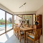 Rova By Kompas Villa